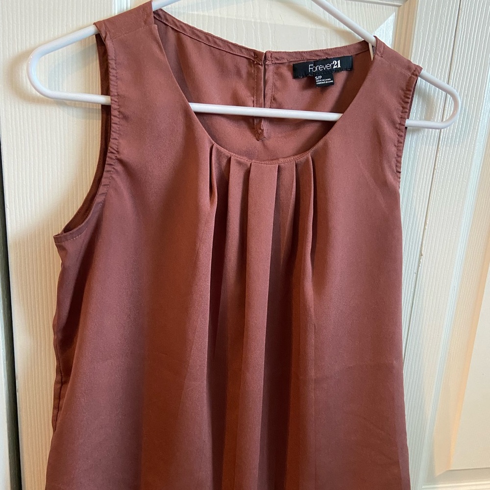 Forever 21 sleeveless top